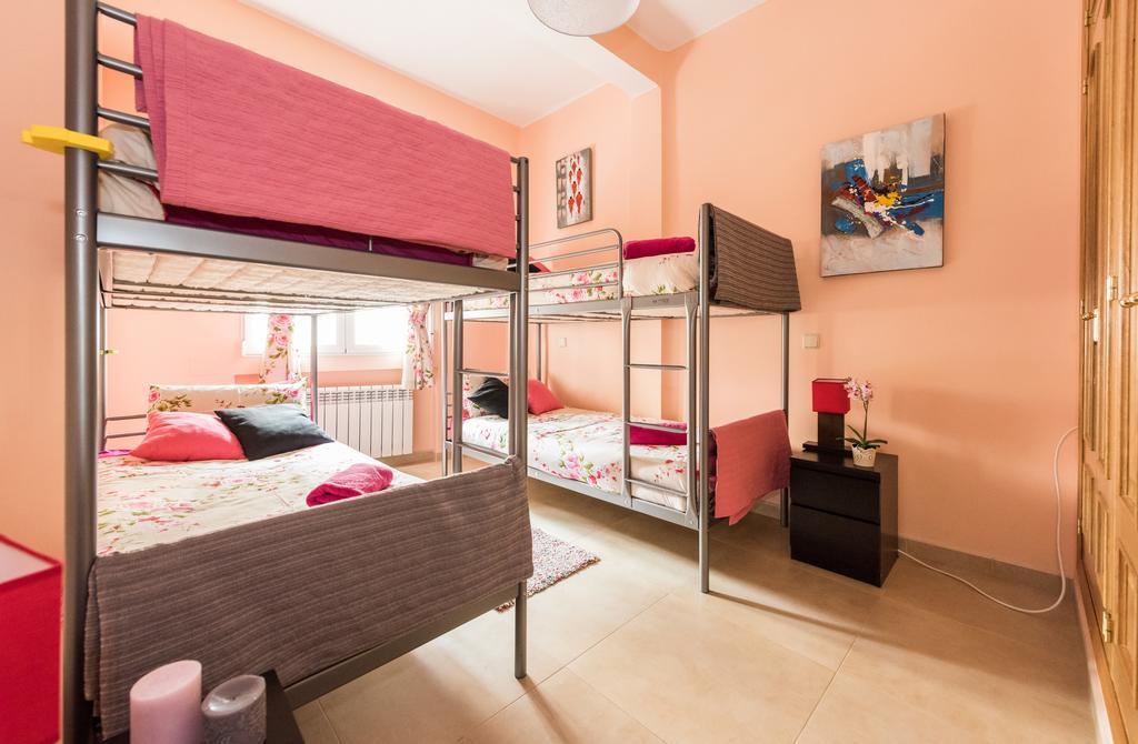 Apartamentos El Rastro Madrid Exterior foto